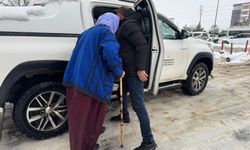 Viranşehir Belediyesi’nden Diyaliz Hastasına Kar Mesaisinde Destek