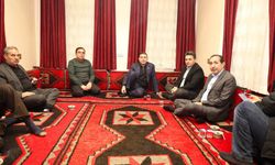 Başkan Özyavuz İl Başkanı Mahmut Güneş Ve Belediye Meclis Üyelerini İftarda Ağırladı