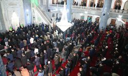 Peygamberler şehri Şanlıurfa’da Berat Kandili coşkusu