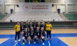 Babası maçı izledi: Zehra’ 5 gol atıp yıldızlaştı