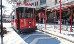 Tramvaylar tekrar seferlere başladı