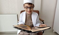 4-6 Yaşındaki Minik Asaf Eymen Kur’an-ı Kerim’i Hatmetti