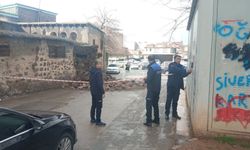 Siverek’te Korkutan Olay! Yağış Sonrası Evin Duvarı Yıkıldı