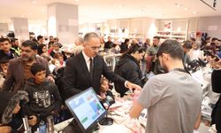 Babaları Gibi Nazlarını Çekiyor