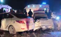 Ceylanpınar - Akçakale Yolunda Feci Kaza: 1 ölü, 9 Yaralı