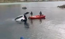 Şanlıurfa’da Korkutan Olay! Araç Nehre Uçtu