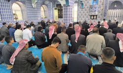 Okul Saldırısının Acısı Camide Paylaşıldı: Şehitler İçin Dualar Yükseldi