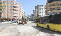 Şanlıurfa Büyükşehir Belediyesi’nden Karaköprü’de Yoğun Asfalt Mesaisi