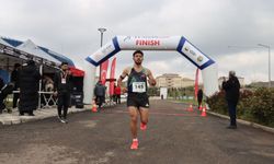 Şanlıurfa'da 500 sporcu tarihten bilime koştu