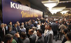 Bayramlaşmada AK Parti Şanlıurfa’ya Yoğun Katılım