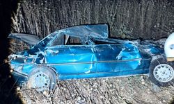 Ceylanpınar’da Feci Kaza: Otomobil Tarlaya Uçtu, 4 Yaralı