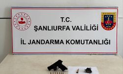 Suruç’ta Şüpheli Hareketleri Ele Verdi! Üzerlerinden Uyuşturucu ve Silah Çıktı