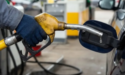 Petrol Fiyatlarındaki Düşüş Pompalara Yansıdı