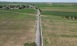 Büyükşehir’in Suruç Kırsalında Yol Atağı Sürüyor