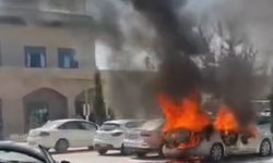 Ceylanpınar’da Hastane Otoparkında Korkutan Yangın! Araç Alev Alev Yandı