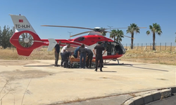 Ağır Yaralı Sürücü İçin Ambulans Helikopterle Şanlıurfa’ya Getirildi
