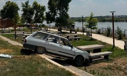 Birecik’te Feci Kaza! Otomobil Şarampole Uçtu, 2 Kişi Yaralandı