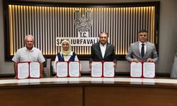 33 Yıl Öğrenci Yetiştirdi, Şimdi Şanlıurfa’ya Okul Kazandırıyor