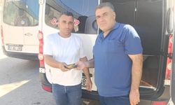 Şanlıurfa’da Dolmuşta Unutulan 800 Bin TL'lik Altınları Sahibine Ulaştırdı!