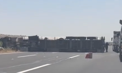 Şanlıurfa-Viranşehir Yolunda Tanker Devrildi! Sürücü Yaralandı