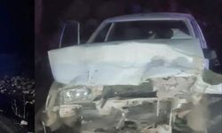 Şanlıurfa'da feci kaza: 2 otomobil çarpıştı, 3 kişi yaralandı