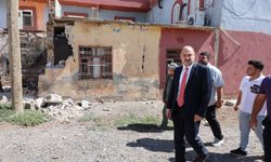Başkan Gülpınar, Deprem Bölgesinde İncelemelerde Bulundu