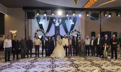 Şanlıurfa’da iki aileyi buluşturan özel gece: Yusuf ve Seren evlendi