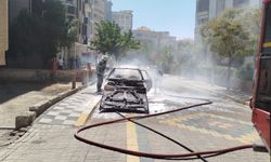 Şanlıurfa’da Korkutan Anlar! Otomobil Bir Anda Alev Aldı