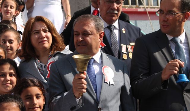 Şanlıurfa'da ilk ders zili çaldı!
