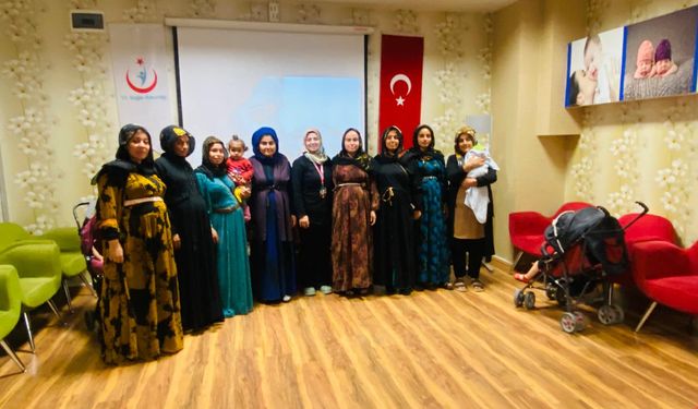 Gebe Okulu'nda Anne Adaylarına Ücretsiz Eğitim