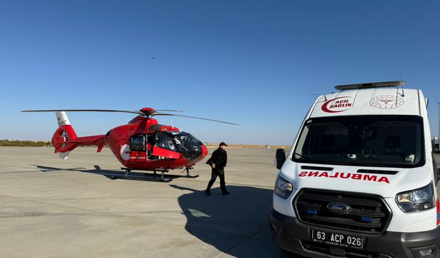 Şanlıurfa'da ambulans helikopter 80 günlük bebek için havalandı