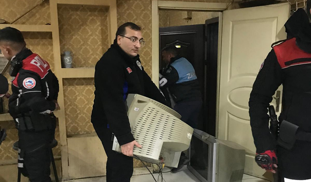 Şanlıurfa’da polis  ve zabıtadan ortak operasyon!