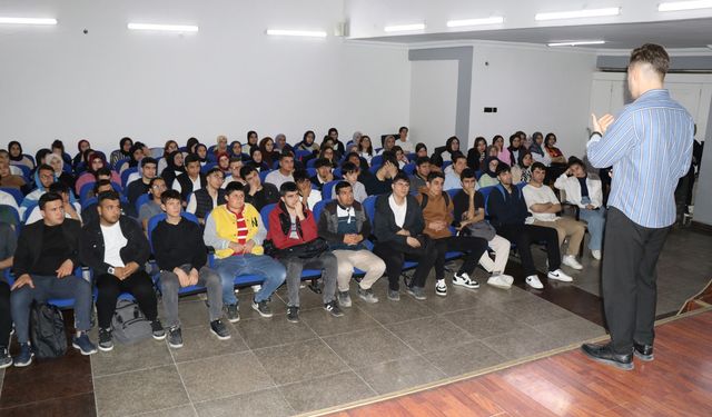 Haliliye Belediyesi’nden Üniversite Sınavına Hazırlanan Gençlere Motivasyon Desteği