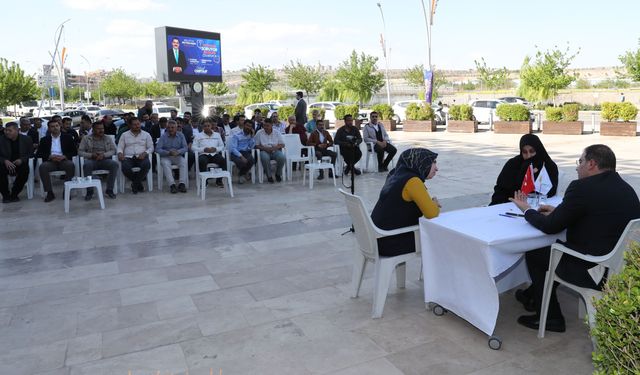 Sahada Güçlü İletişim, Yerinde Çözüm: Başkan Canpolat Vatandaşlarla Buluştu