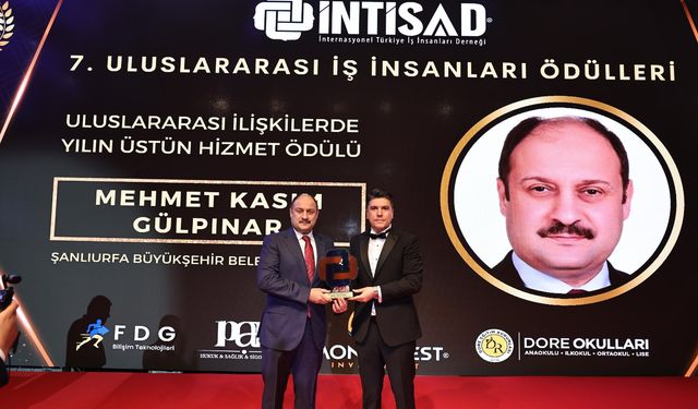 Başkan Gülpınar'a uluslararası prestijli ödül