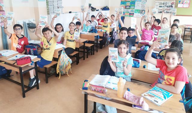 Şanlıurfalı ilkokul öğrencisinin yazdığı kitap büyük beğeni topladı