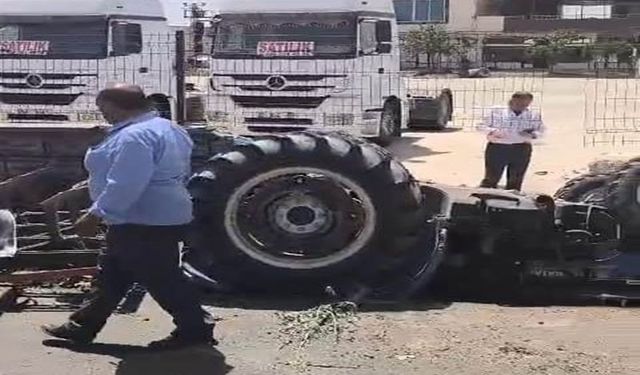 Birecik’te Traktör İle Ticari Araç Çarpıştı 2 Yaralı