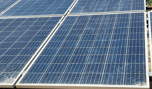 Birecik’te Güneş Enerji Panellerine Sabotaj: 50’ye Yakın Panel Tahrip Edildi