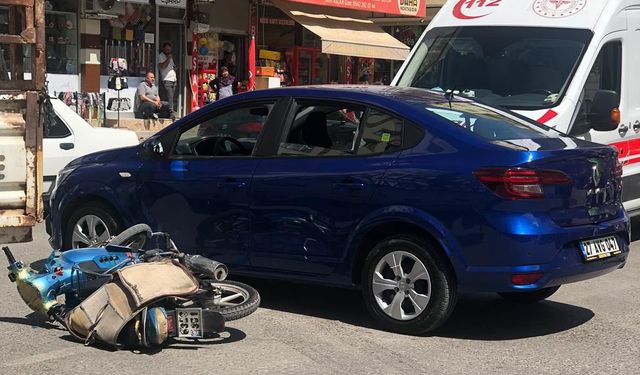 Birecik’te Motosiklet İle Otomobil Çarpıştı!