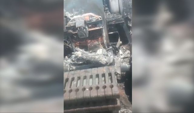 Şanlıurfa’da Buğday Tarlasında Yangın: Traktör Küle Döndü