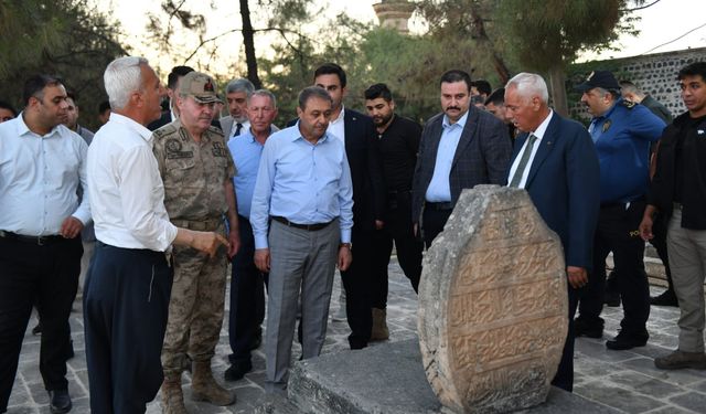 Vali Şıldak Eyyüp Nebi’de İncelemede Bulundu