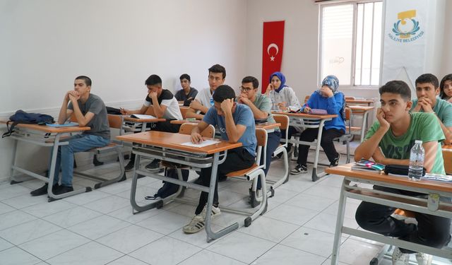 Haliliye Belediyesi’nden Üniversite Adaylarına Destek: Yaz Kursu Başladı