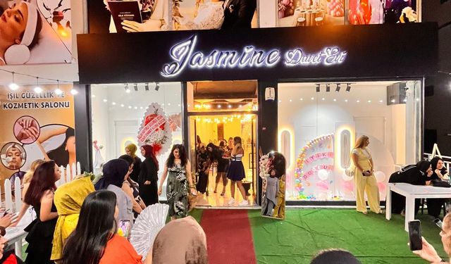 Jasmin Davet Evi Hizmete Girdi