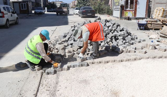 Haliliye’de 15 Ekip İle Yol Yapım Ve Onarım Çalışmaları Sürüyor