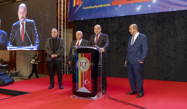 Başkan Gülpınar’a  “Yılın En Başarılı Belediye Başkanı” Ödülü