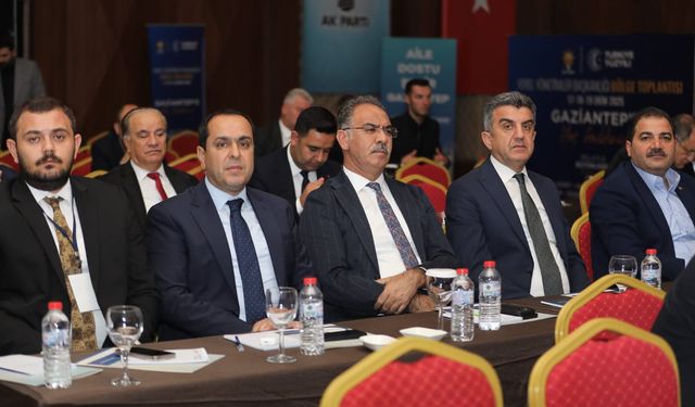 Başkan Canpolat, Yerel Yönetimler Toplantısına Katıldı