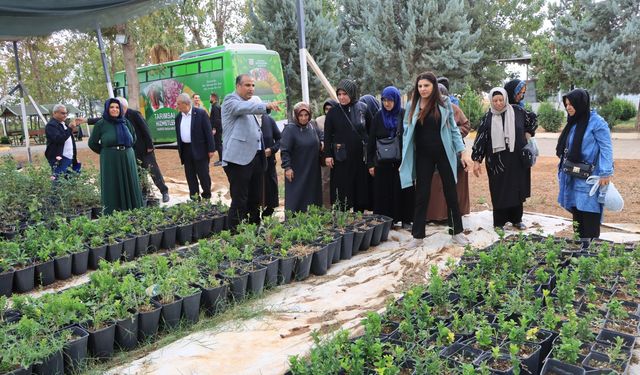 Büyükşehir, Emeklilere Hem Eğitim Verdi Hem Moral Sağladı