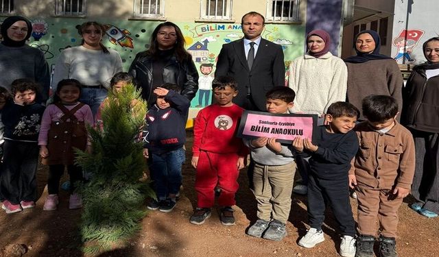 Öğretmenler Günü'nde Fidanla Anlamlı Vefa: Erdoğan Şal’a Şanlıurfa'dan Sürpriz