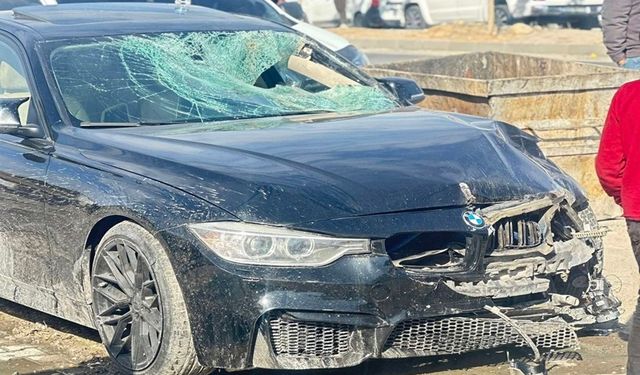 Şanlıurfa’da Otomobil Çarptığı Genç Öldü