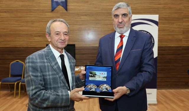 “Şehir İrfan Medeniyeti” Konulu Konferans Düzenlendi